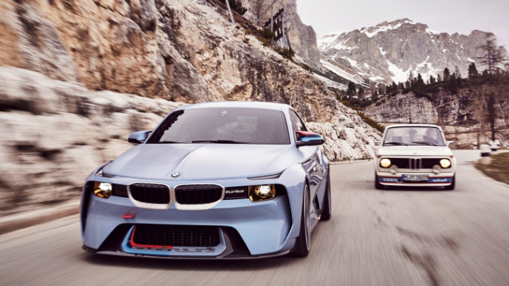 bmw-2002-hommage-2